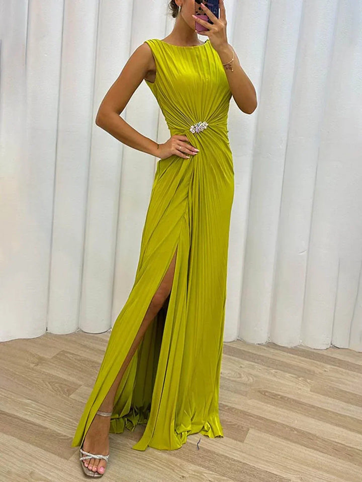 Kendra | Timeless Figure-Flattering Split Maxi Dress