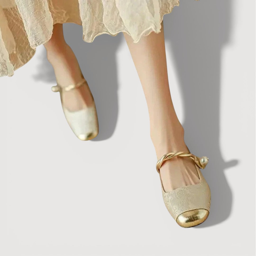 Krystal | Vintage Low Heels