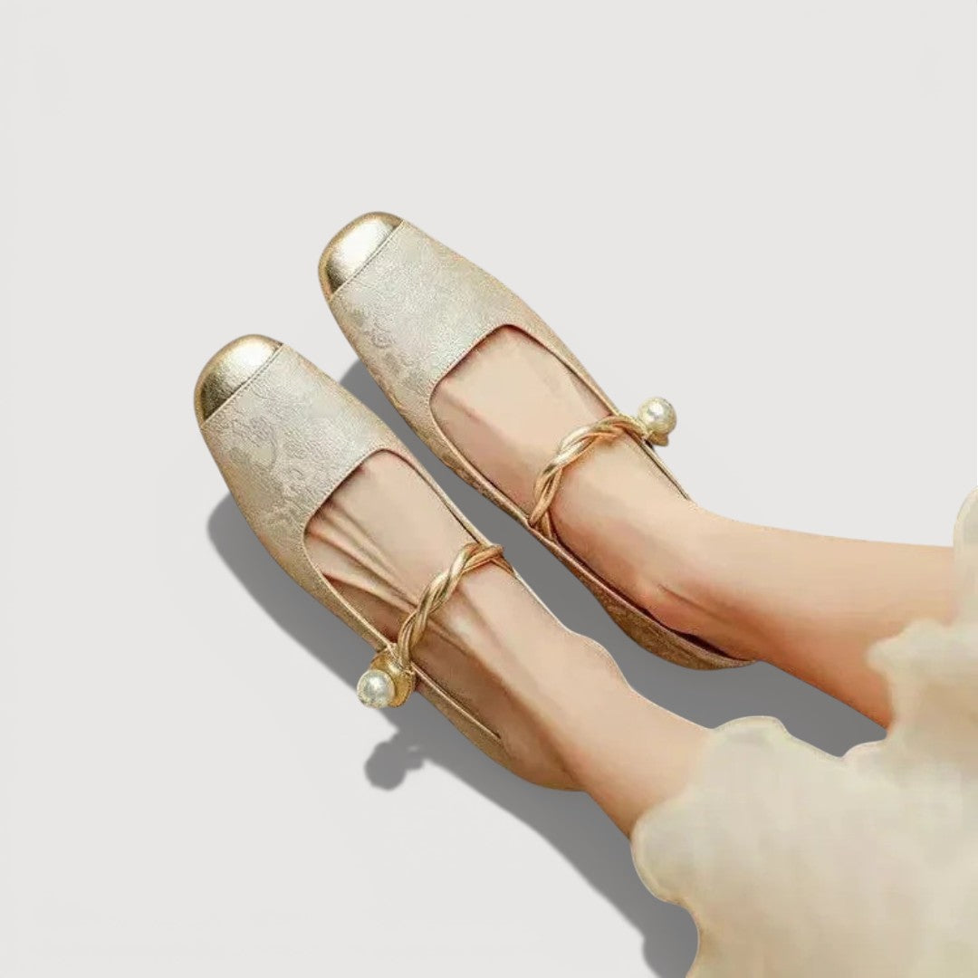 Krystal | Vintage Low Heels