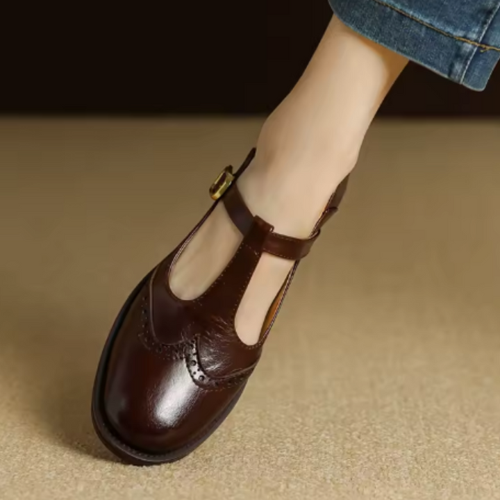 Suzy | Classic Mary Janes