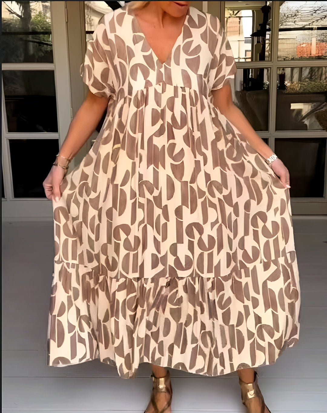 Colette | Relaxed V-Neck Dress