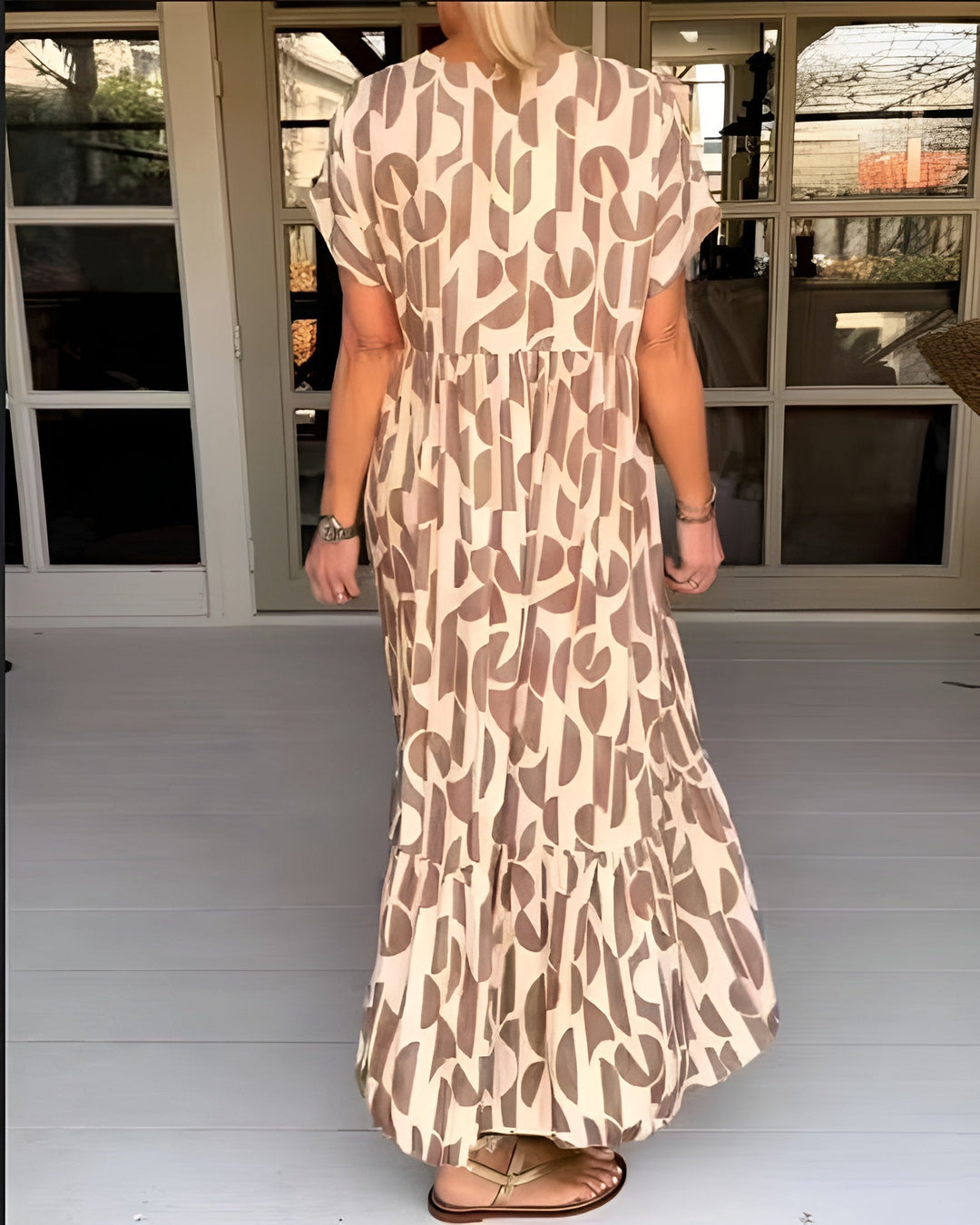 Colette | Relaxed V-Neck Dress