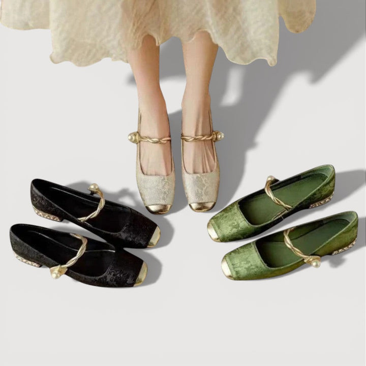 Krystal | Vintage Low Heels