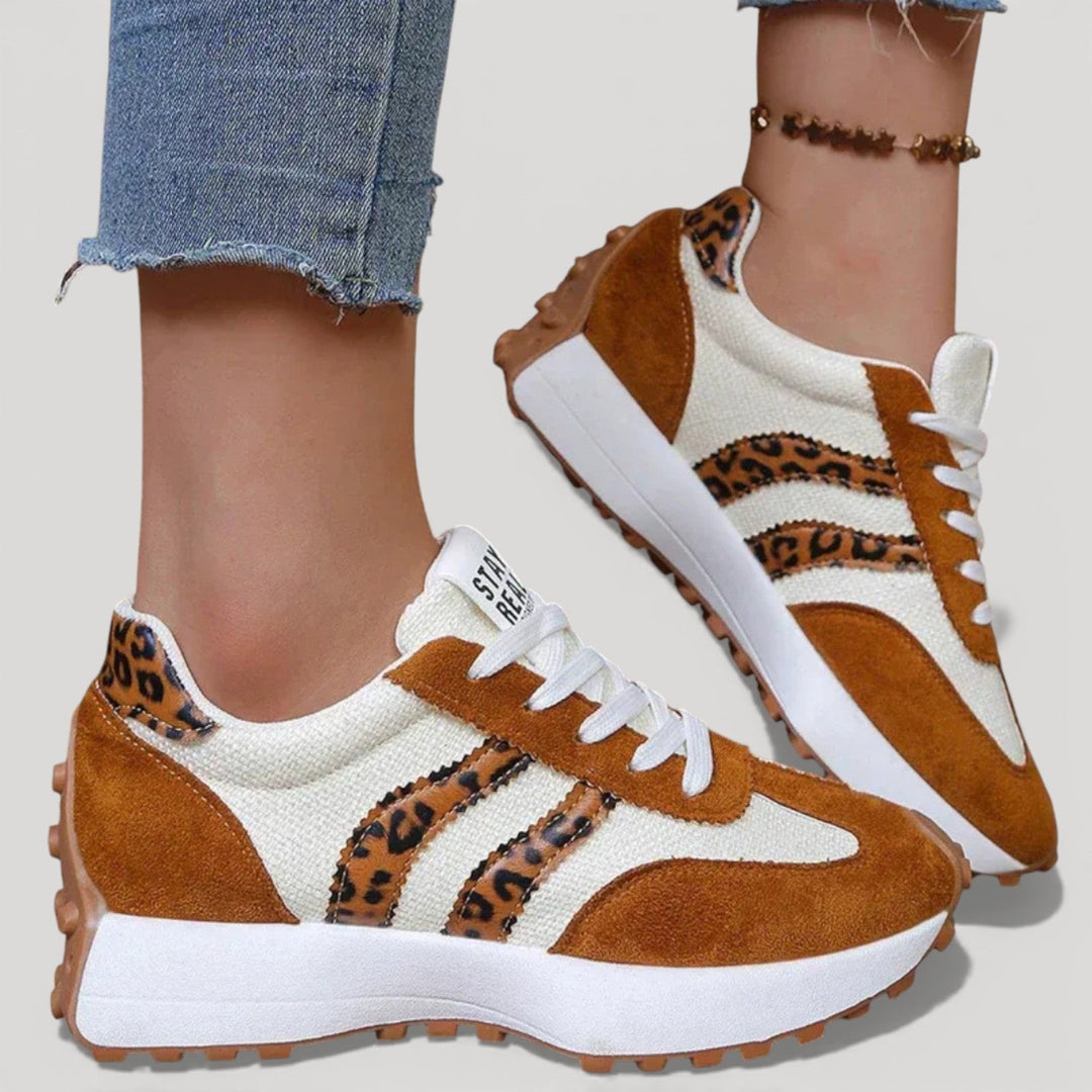 Vicky | Platform Trainers