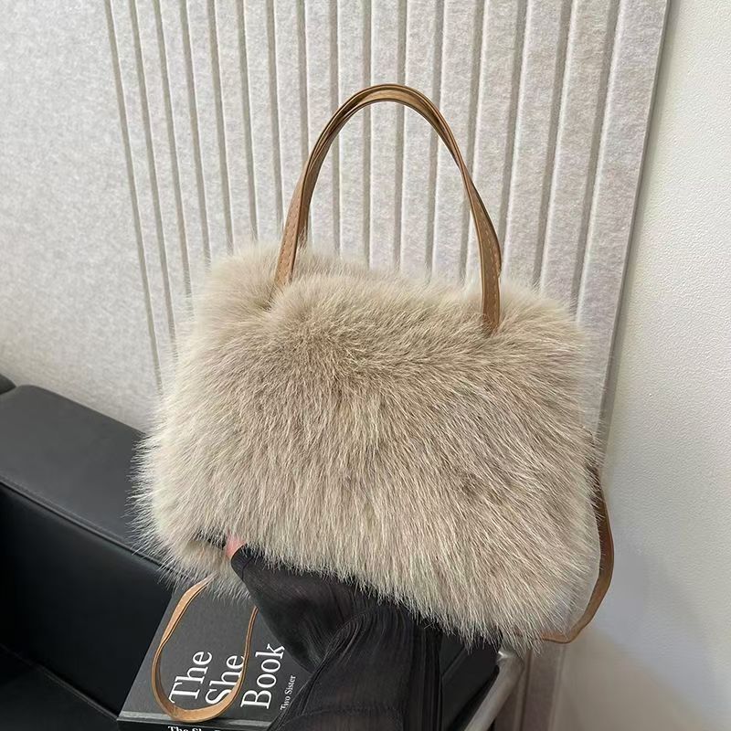 Christy | Faux Fur Shoulder Bag