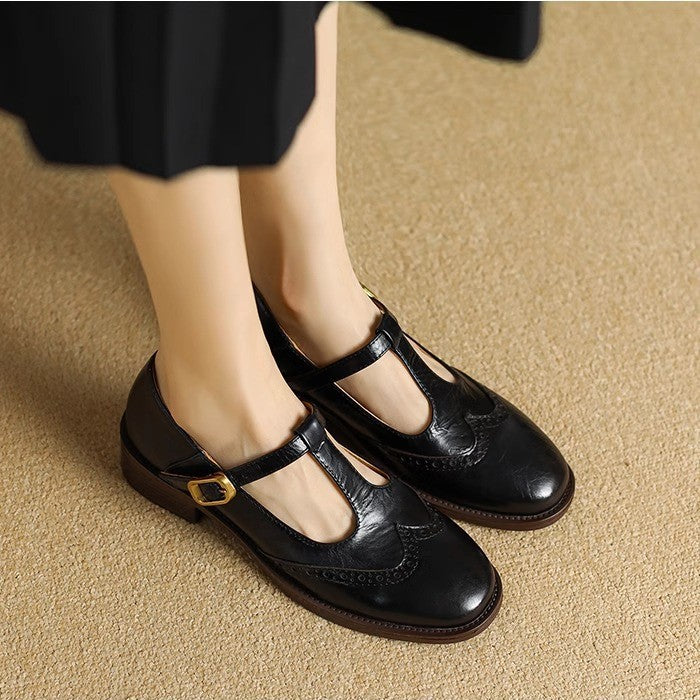 Suzy | Classic Mary Janes