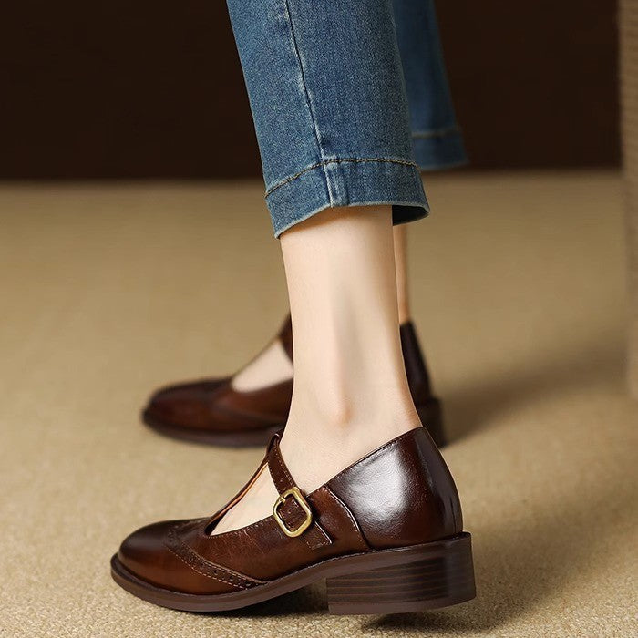 Suzy | Classic Mary Janes