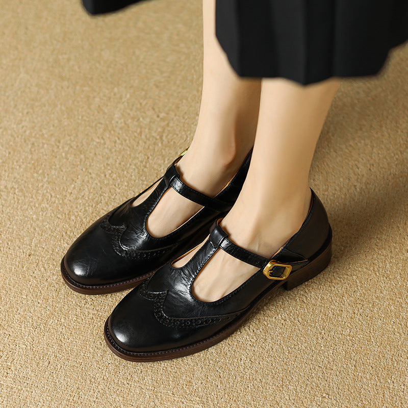 Suzy | Classic Mary Janes