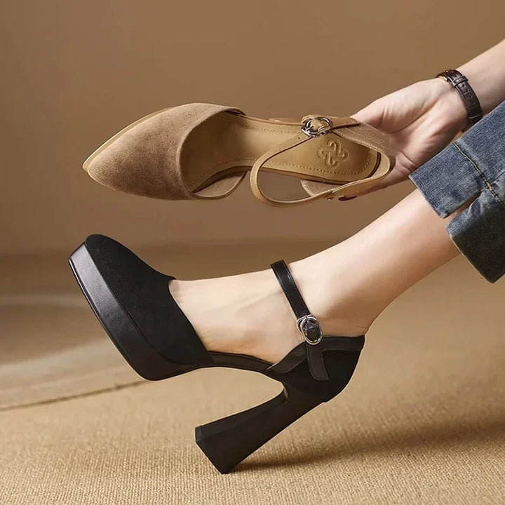 Celeste | Refined Pumps