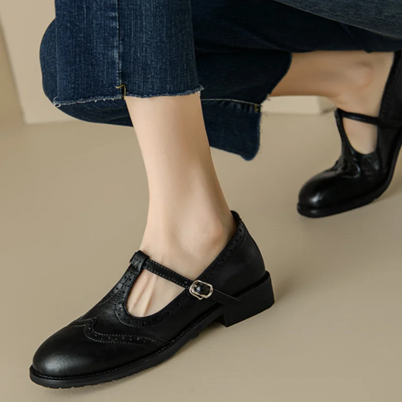 Evelyn | T-Strap Mary Janes