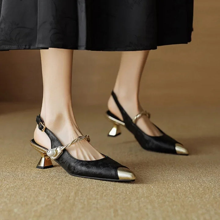Molette | Refined Pumps