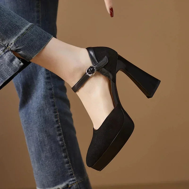 Celeste | Refined Pumps