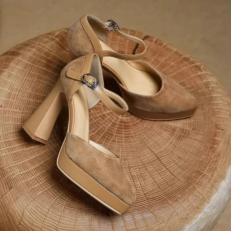 Celeste | Refined Pumps