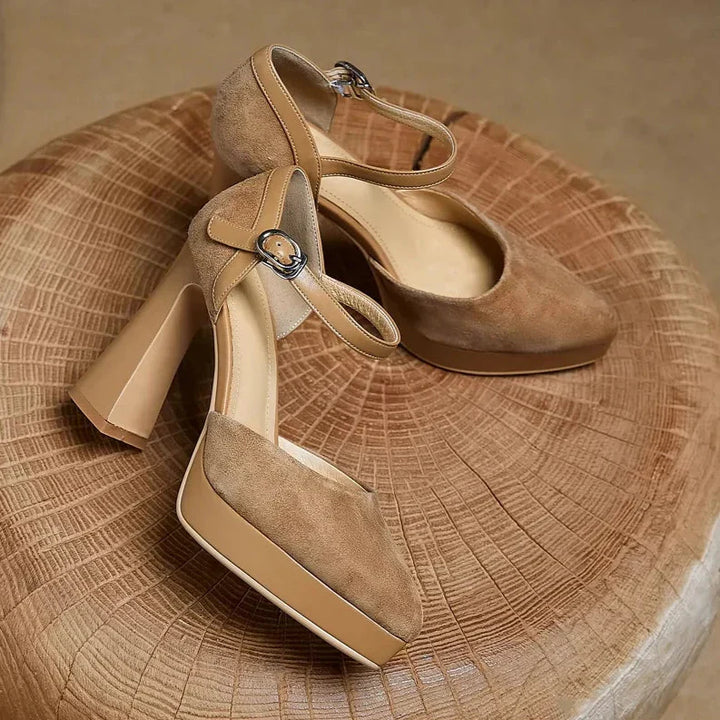 Celeste | Refined Pumps