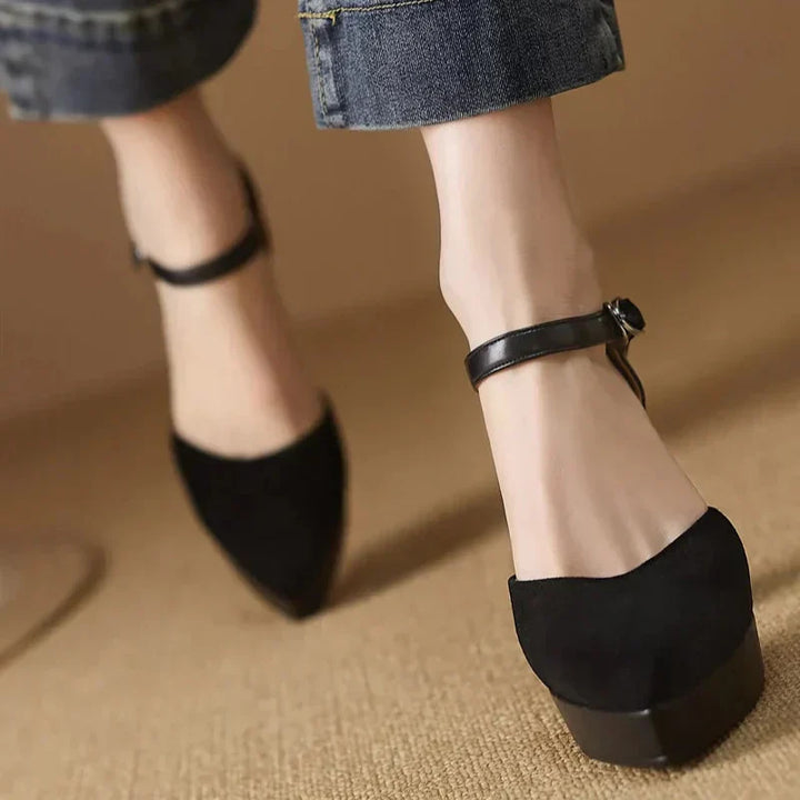 Celeste | Refined Pumps
