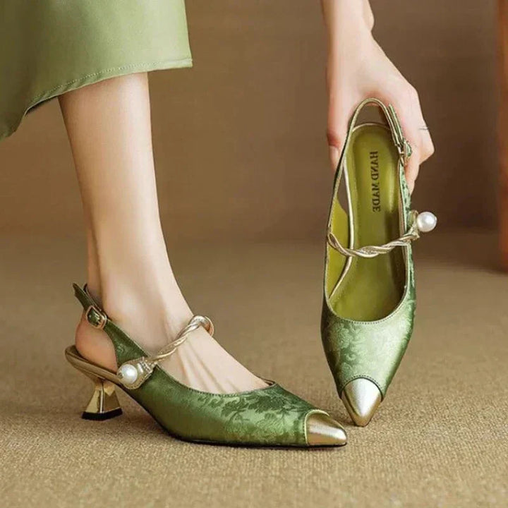Molette | Refined Pumps
