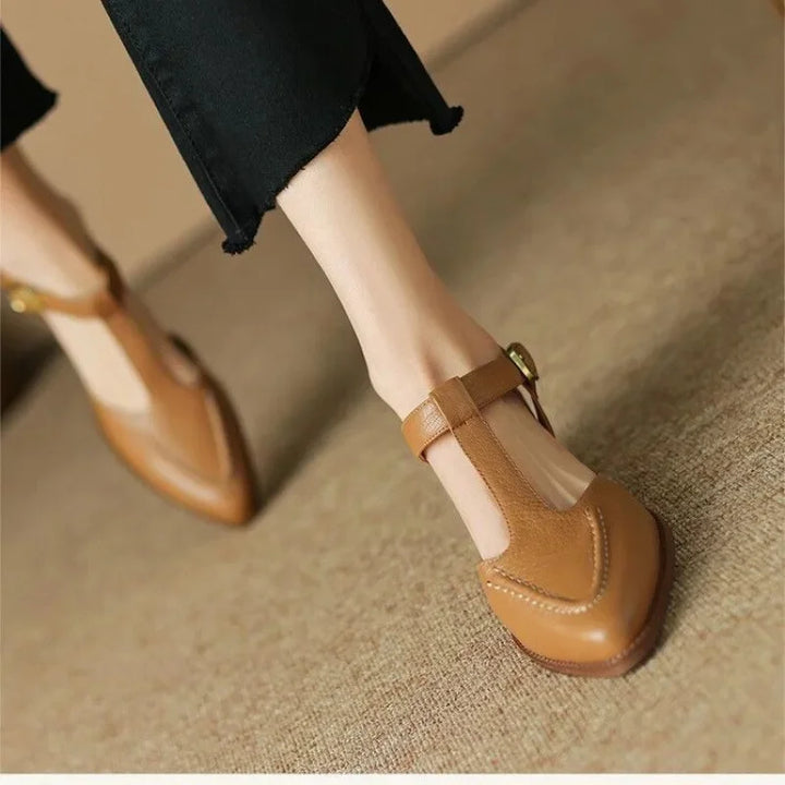 Aurenza | Buckle Detail Shoes