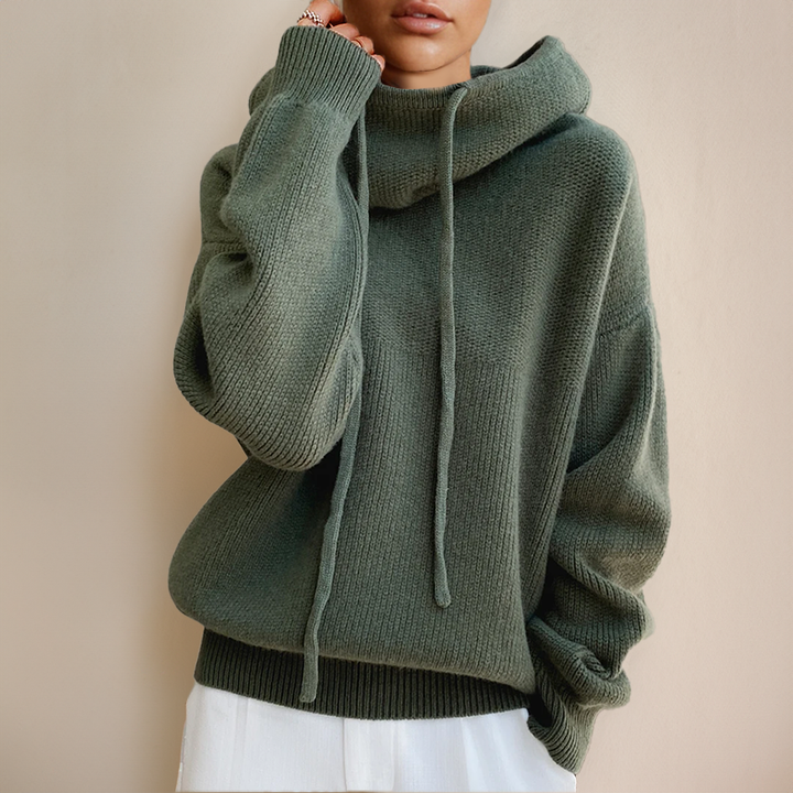 Lia - Sophisticated high-neck sweater for a chic look