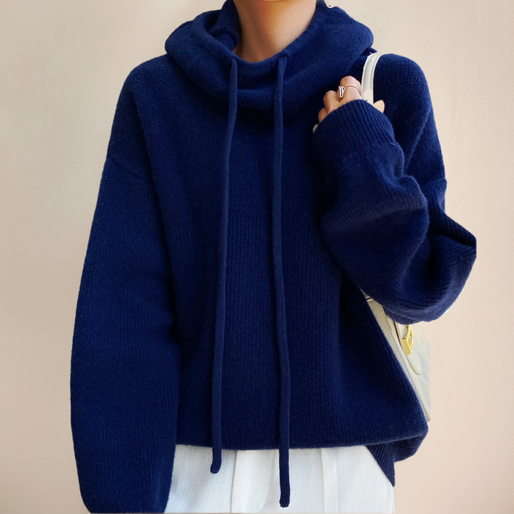Lia - Sophisticated high-neck sweater for a chic look